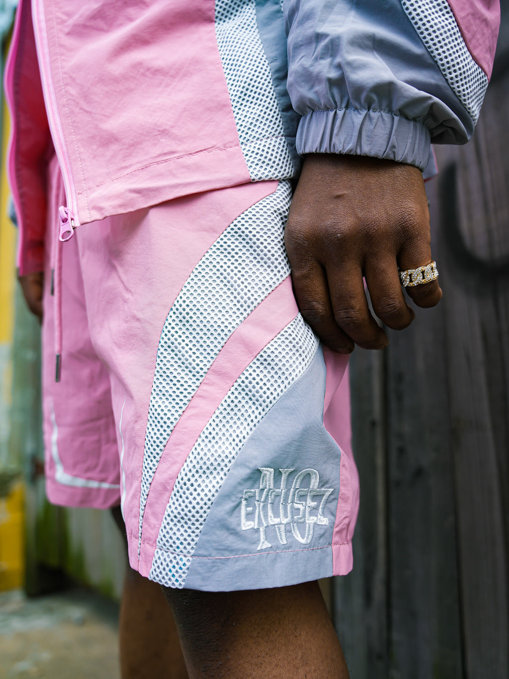 PINK & WHITE COLOR WAVE SET